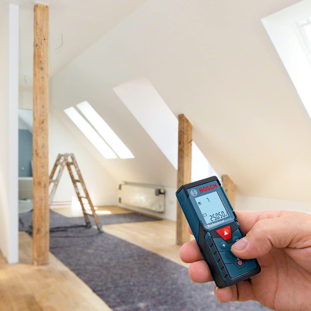 Bosch Professional Laser Entfernungsmesser GLM 40 (Flächen-/Volumenberechnung, max. Messbereich: 40