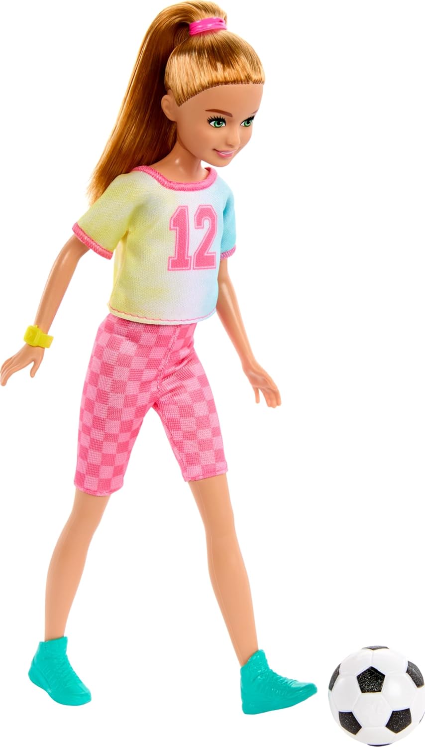 Barbie Schwesterpuppen-Set mit Kleidung und Zubehör, enthält Barbie, Skipper, Stacie und Chelsea