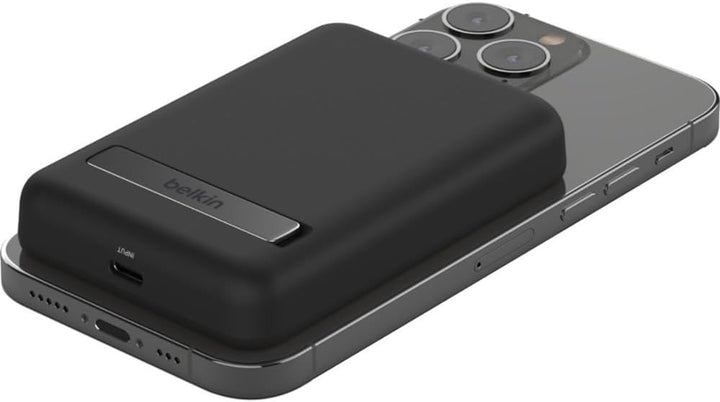 Belkin magnetische 5000-mAh-Powerbank, externer Handy-Akku, kompatibel mit MagSafe, mit Passthrough-