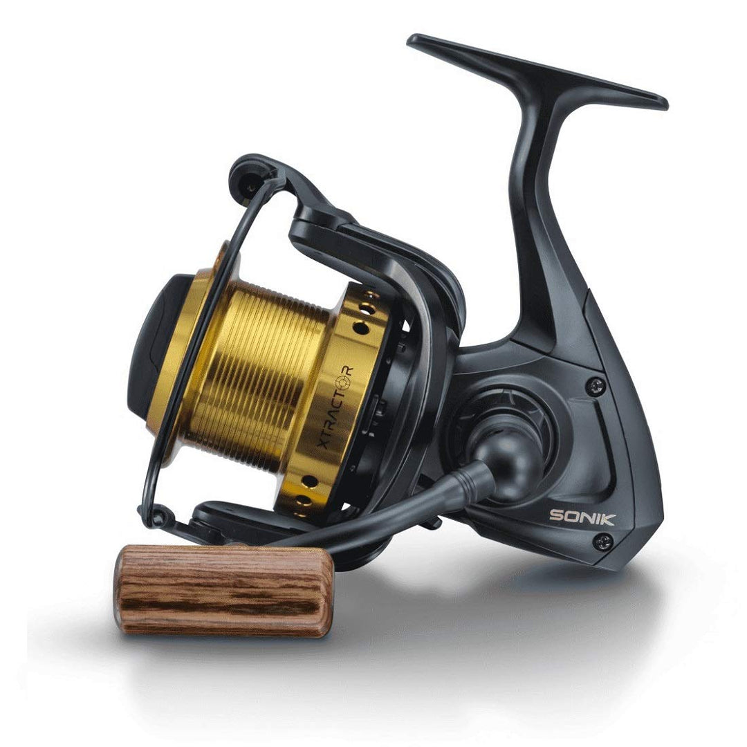 Sonik XTRACTOR 5000 GS - Big Pit Karpfenrolle mit Quick Drag Frontbremse - Angelrolle für Karpfenang
