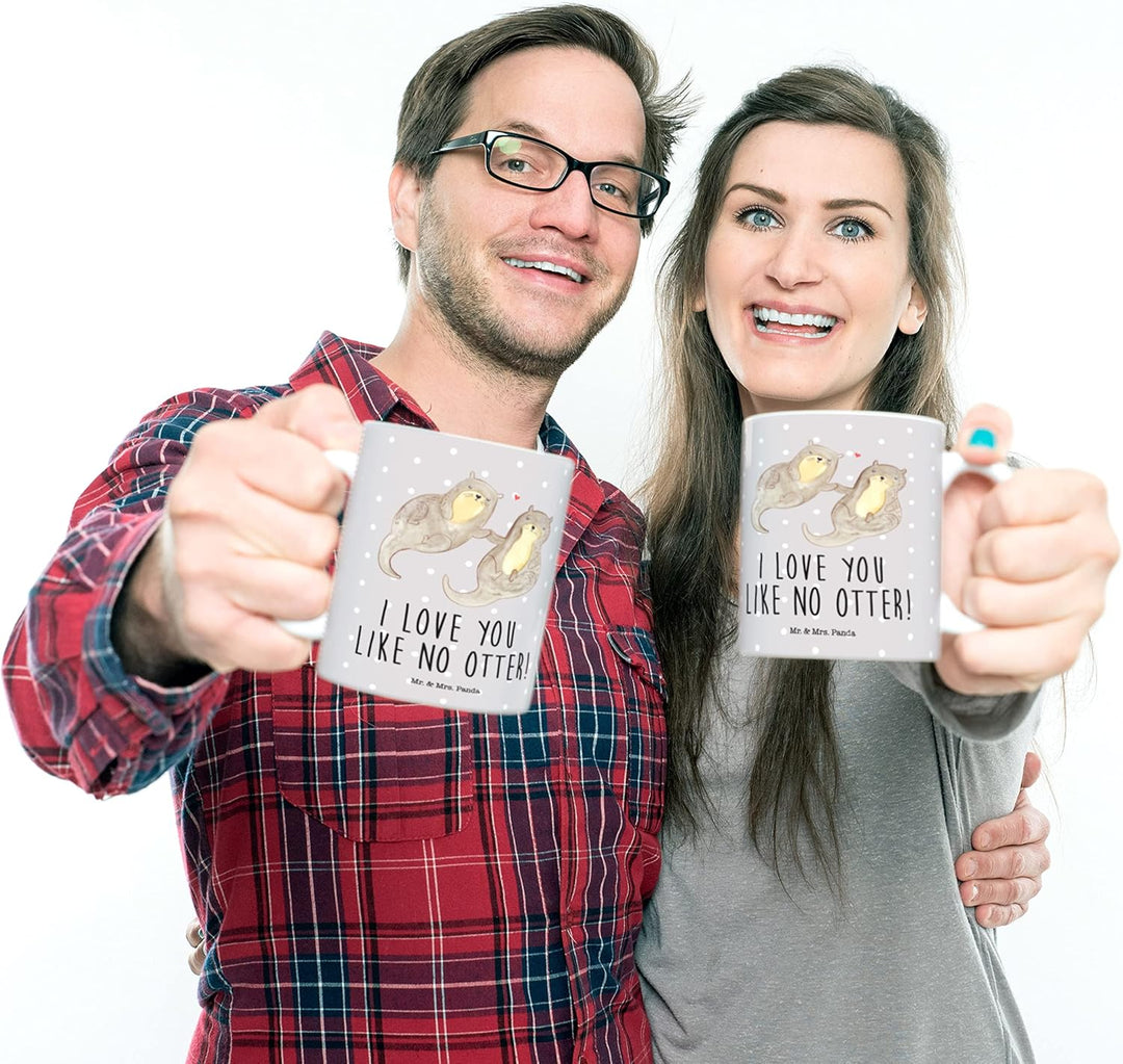 Mr. & Mrs. Panda Plastikbecher Otter Hände halten - Geschenk, glücklich, Seeotter, Liebe, Paar, Kind