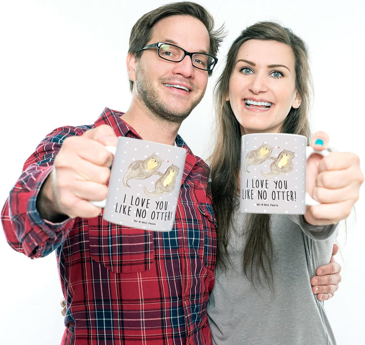 Mr. & Mrs. Panda Plastikbecher Otter Hände halten - Geschenk, glücklich, Seeotter, Liebe, Paar, Kind