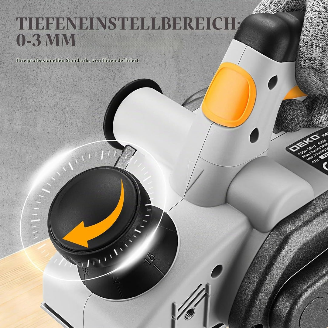DEKOPRO 800W Elektrischer Handhobel Hobel, 16000 U/min Holzhobel, 82mm Hobelschneidenbreite &amp; 3mm Ti