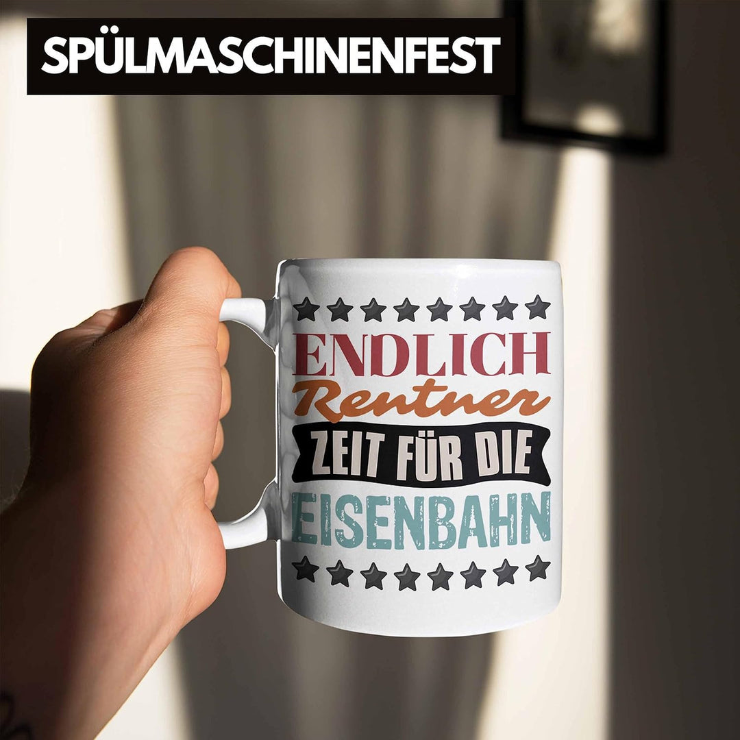 Trendation - Eisenbahner Tasse Geschenk für Modelleisenbahn-Fans Geschenkidee Endlich Rente Zeit für