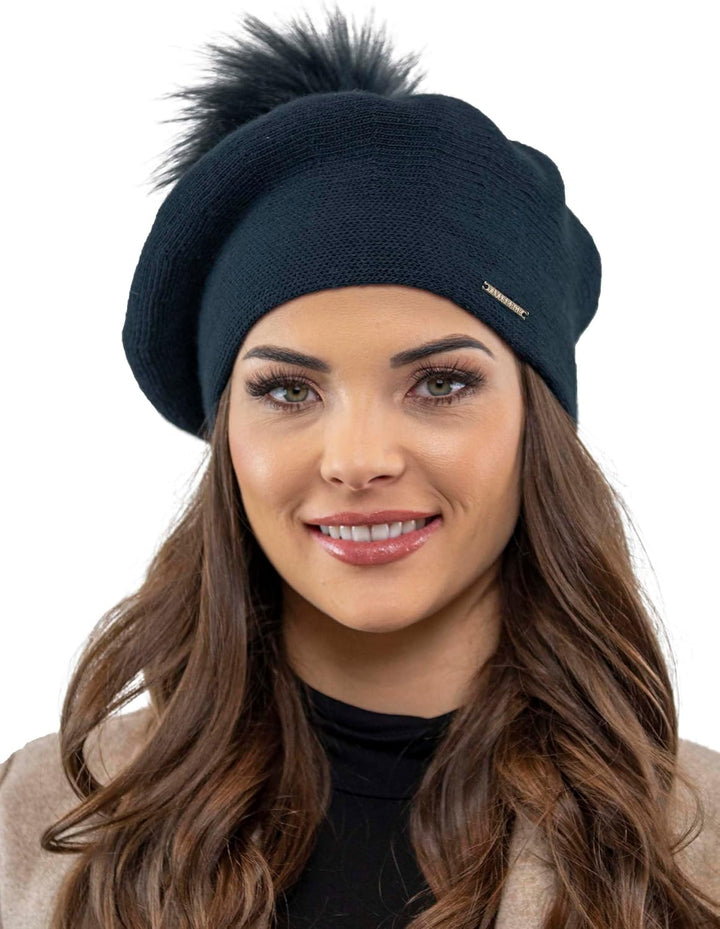 VIVISENCE Damen Baskenmütze Mit Bommel Eleganter Wintermütze Warm Und Gemütlich Kopfbedeckung An Win