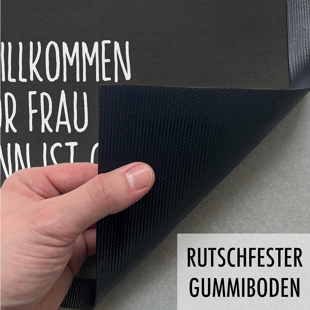 Trendation - Willkommen Fussmatte Lustig mit Spruch Geschenk Achtung Vor Frau Und Kindern Mann Ist C