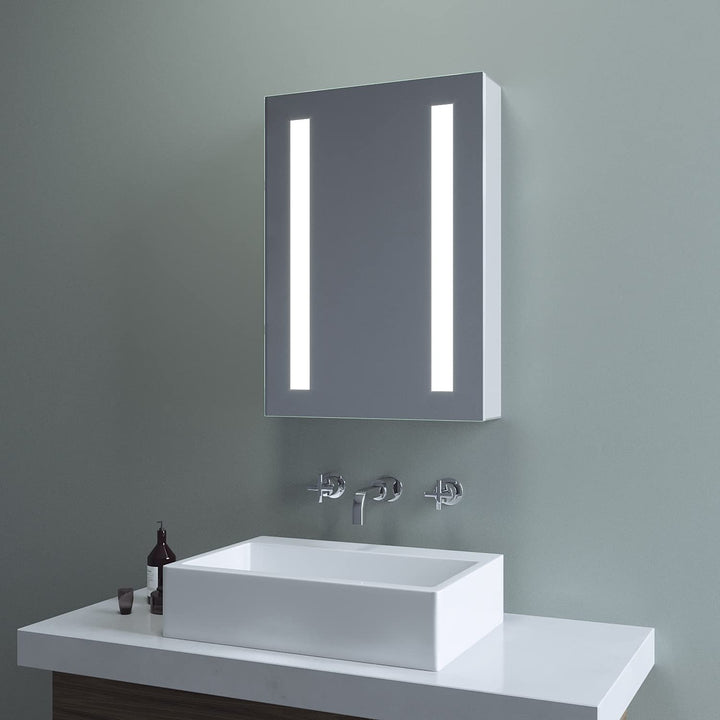 Badezimmer Spiegelschrank 50 x 70 cm mit LED Beleuchtung Badezimmerschrank Aluminium Badschrank eint