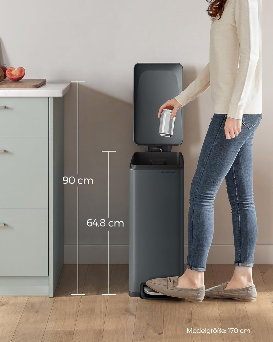 SONGMICS Mülleimer Küche, Inneneimer aus Kunststoff, mit Deckel, Softclose, LTB202B01, Anthrazitgrau