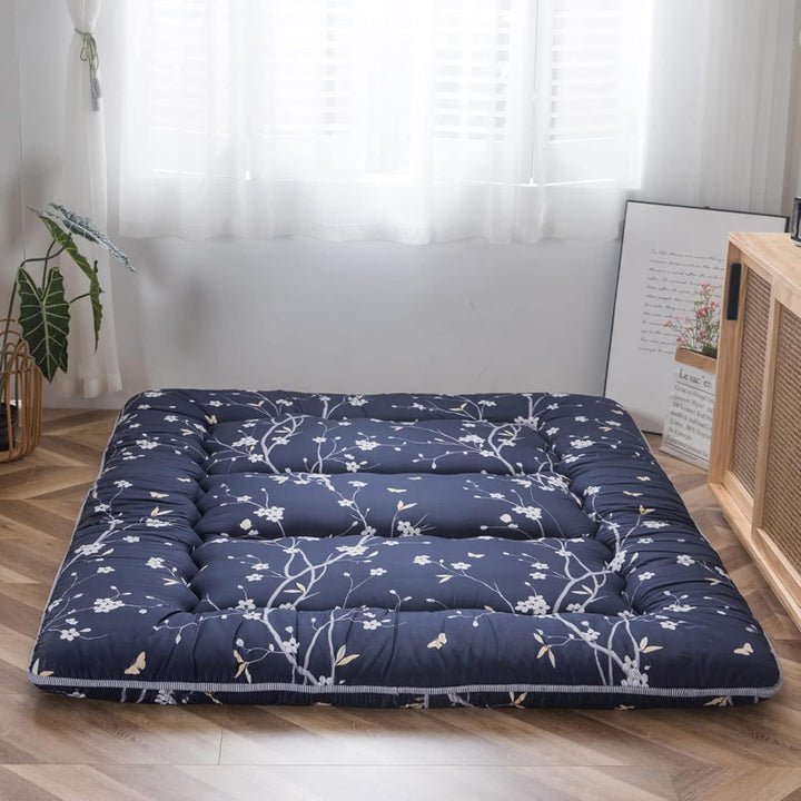 MAXYOYO Matratze, mit japanischem Blumenmuster, rustikaler Stil, Memory-Schaum, Futon-Matratze, falt