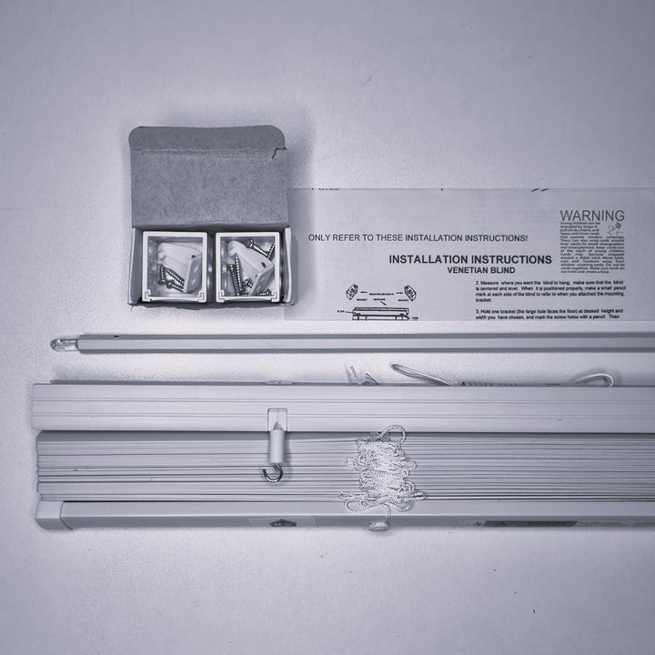 FURNISHED Jalousien für Fenster, PVC-Rollos leicht zu montieren, zuschneidbar, 25-mm Lamellen, kinde