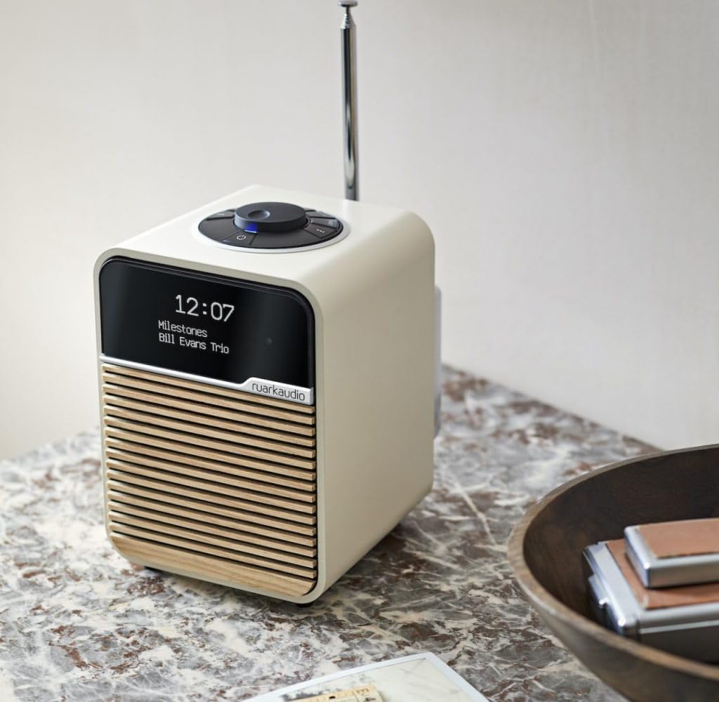 RUARK AUDIO R1 Mk4 DAB+ Bluetooth USB-C Kensington Cream