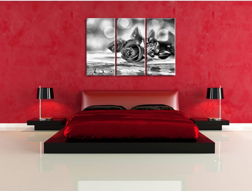 Pixxprint Rose auf Holztisch als Leinwandbild/Grösse: 3 Teilig (120x80) cm/Wandbild/Kunstdruck/ferti