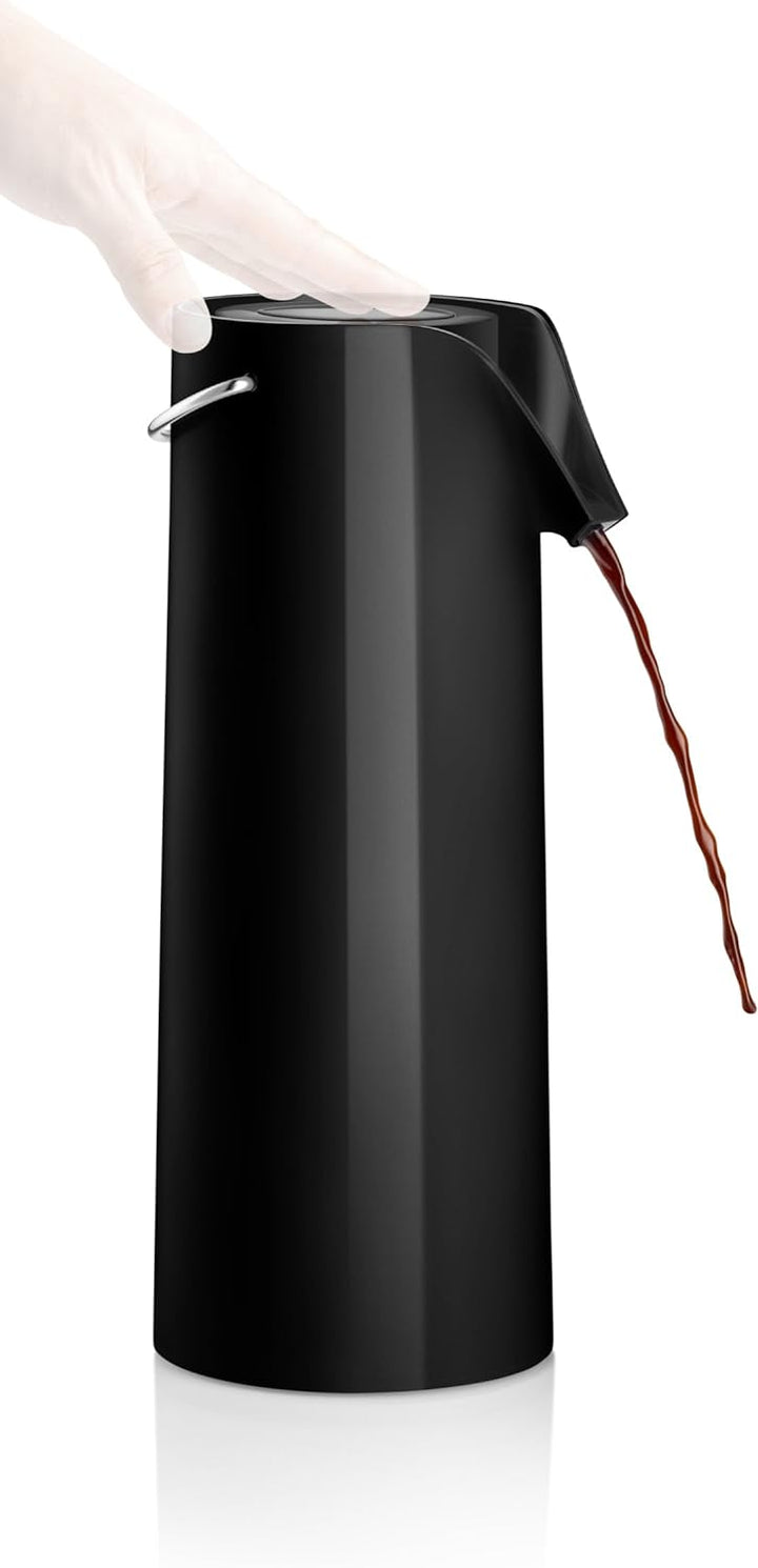 EVA SOLO | Pump-Isolierkanne 1,8l black | Die Kanne lässt sich auf ihrem Fuss um 360 Grad drehen | B