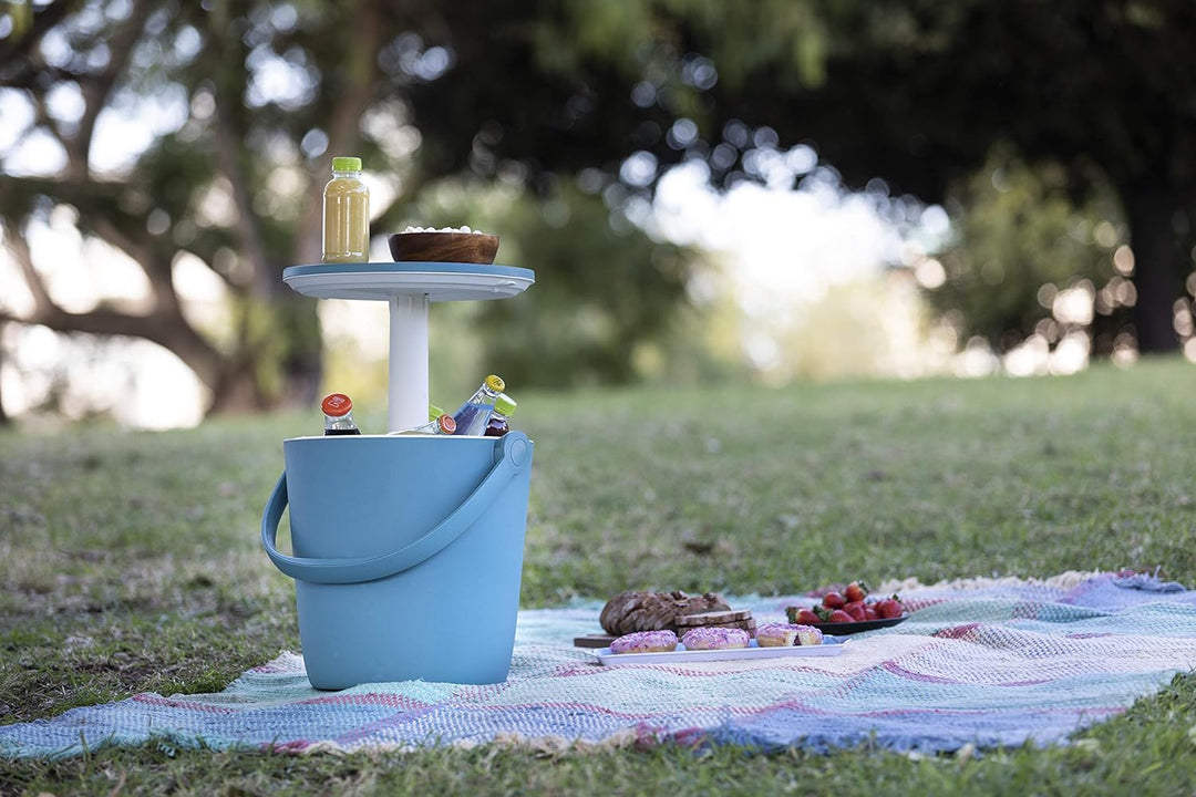 Keter Kühlbox Go Bar, mobiler 2-in-1-Getränkekühler und Serviertisch, ausziehbar, blau, wetterfest