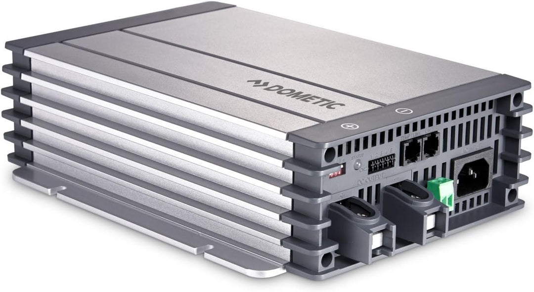 DOMETIC 9600000028 PerfectCharge MCA 1215, IU0U Auto Batterie-Ladegerät, 12 V, 15 A, für KFZ, LKW, W
