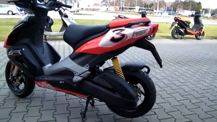 Kristallglas Bremslicht transparent Rücklicht kompatibel mit Aprilia SR 50 R Factory - inklusive rot