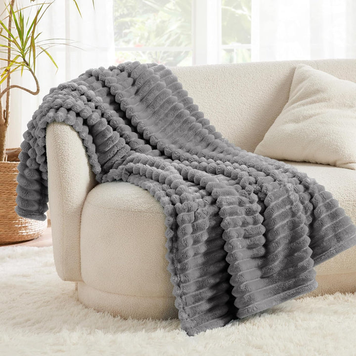 BEDSURE Kuscheldecke für Zimmer Deko - Wolldecke & Fleecedecke, Sofadecke, Weiche Warme Grobe Kordde