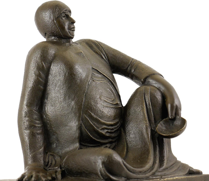 Kunst & Ambiente - Russische Bettlerin mit Schale (1906) - Ernst Barlach - Dekorative Skulptur - Bro