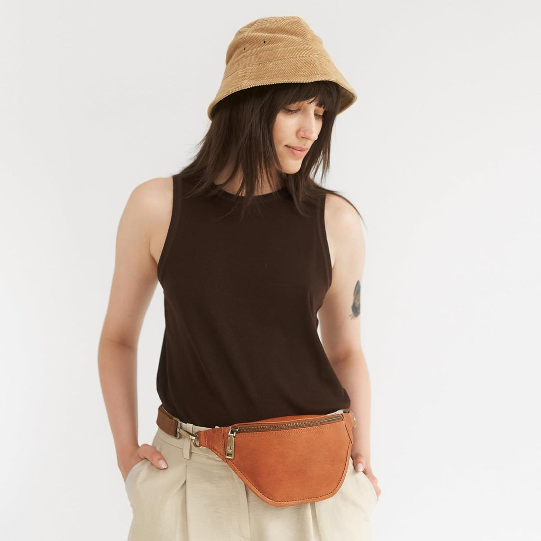 Berliner Bags Vintage Bauchtasche aus Leder Kai, Fanny Pack für Damen und Herren - Braun (Braun M),