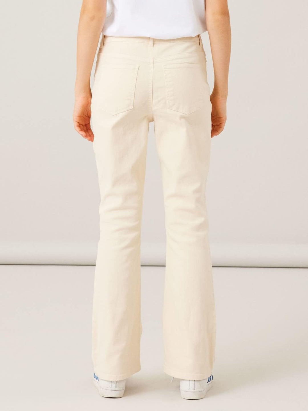 NAME IT Mädchen Nlftazza TWI Hw Bootcut Pant Noos Jeanshose, Oatmeal
