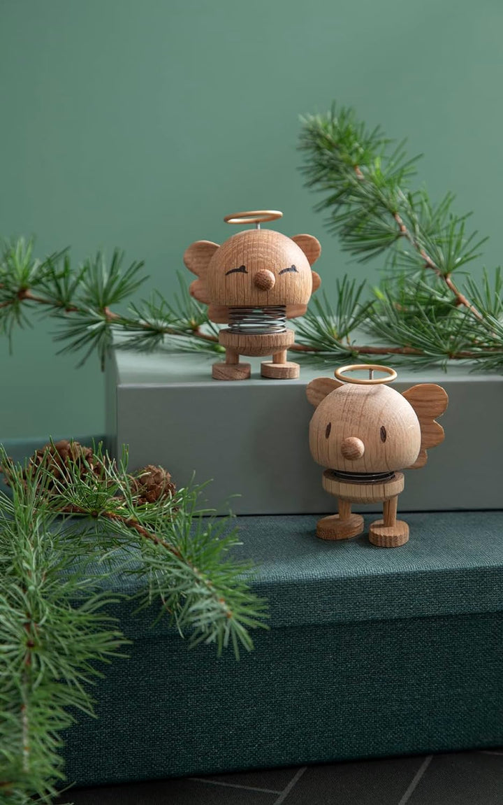 Hoptimist - Skandinavisches Design - Weihnachtsfigur - Small Angel Bumble - Höhe: 7,5 cm - Oak