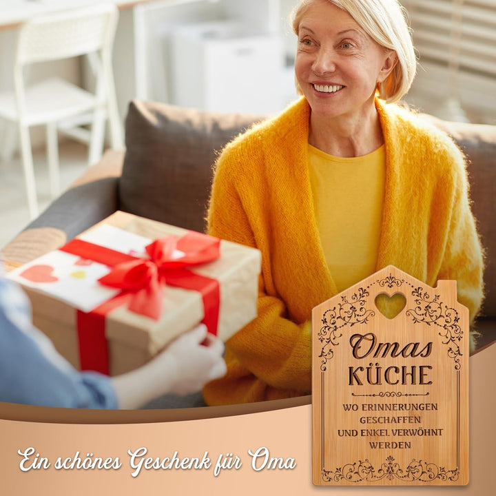Oma Geschenk - Graviertes Bambus Schneidebrett, Oma Geschenk Geburtstag, Beste Oma Geschenke, Geburt