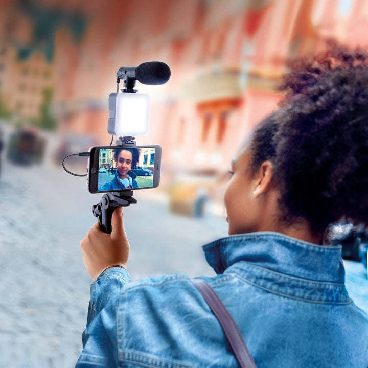 Canal Toys Studio Creator Podcast- und Vlogging-Kit, Telefonhalterung, LED-Licht, Mikrofon + Stativ,