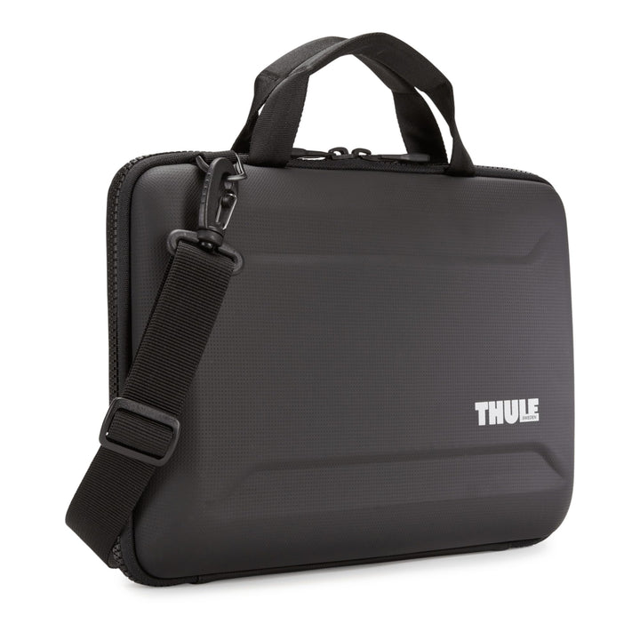 Thule Gauntlet Black 16" MacBook Pro