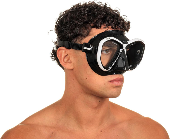 SEAC Symbol, Made in Italy Zweiglas-Tauchmaske mit Einer 3D-Schnalle direkt am Maskenkörper standard