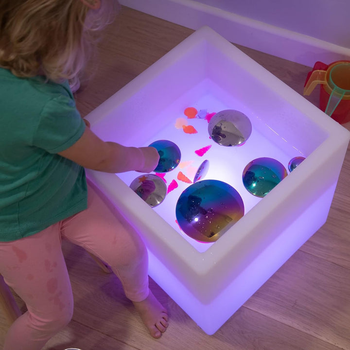 TickiT Sensorischer Stimmungs-Spielwürfel, LED Farbwechsel-Lichttisch, Spiel- und Entdeckerwürfel, A