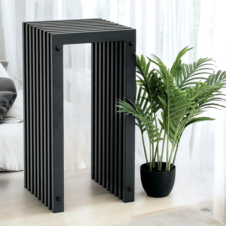 DanDiBo Lamellenhocker Hocker Metall Schwarz Eckig Base 65 cm Massiv Modern Beistelltisch Lamellen (