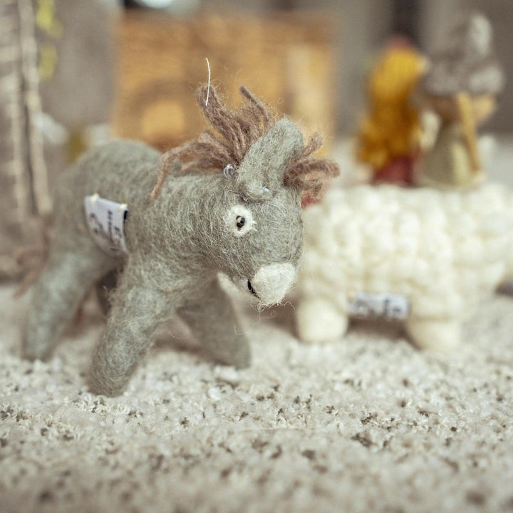 Én Gry &amp; Sif Krippentiere (Esel Schaf Ochse), Krippenfiguren aus Filz, Hand-Made, fair-Trade, Kinder