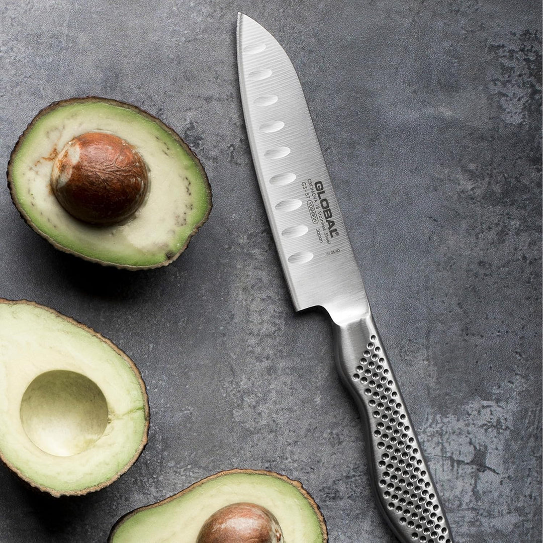 Global Knives GS-57 Santokumesser mit 11 cm Klinge, CROMOVA 18 Edelstahl
