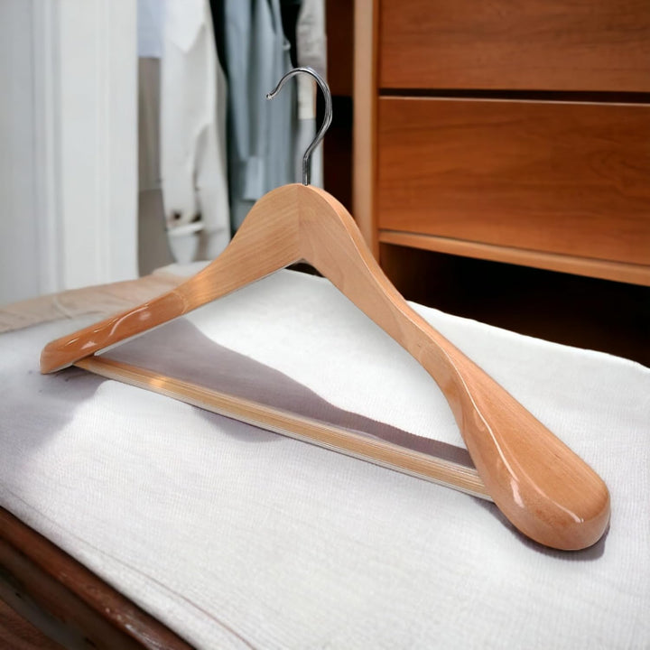 15 x Kleiderbügel Holz VonBueren | 45 x 22,5 cm breit je Bügel/Holzbügel | stabile Holzkleiderbügel