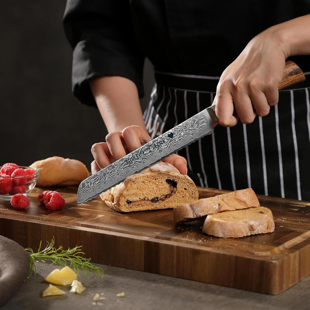 zayiko Minami Premium Brotmesser mit Gravur – Personalisiertes Damastmesser, 20cm Wellenschliff-Klin