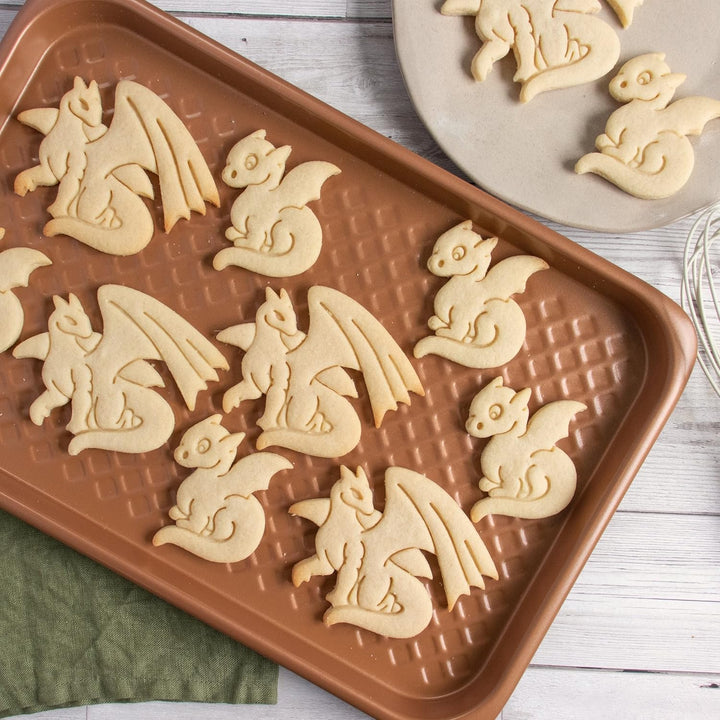 2er Set Drachen Ausstechformen (Formen: Ausgewachsener Drache und Baby-Drache), 2 Teile, Bakerlogy