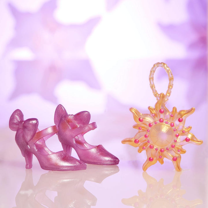 Hasbro Disney Prinzessinnen Style Serie, Rapunzel Modepuppe, modernes Abendkleid mit Haarband, Handt