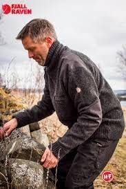 Fjallraven Herren Koster Sweater M Klassischer Pullover aus robuster Wolle XXL Dark Olive, XXL Dark
