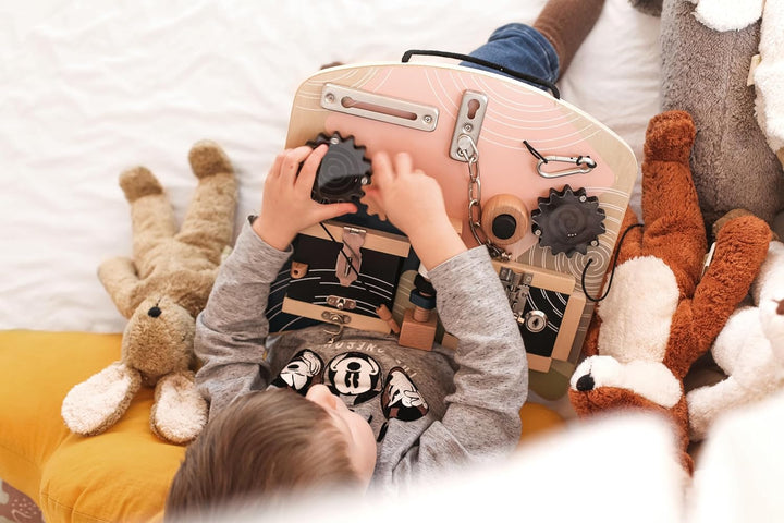 small foot Motorikbrett Schlösser und Rotation, Spiel- und Motorikspass für Kinder ab 3 Jahren, Moto