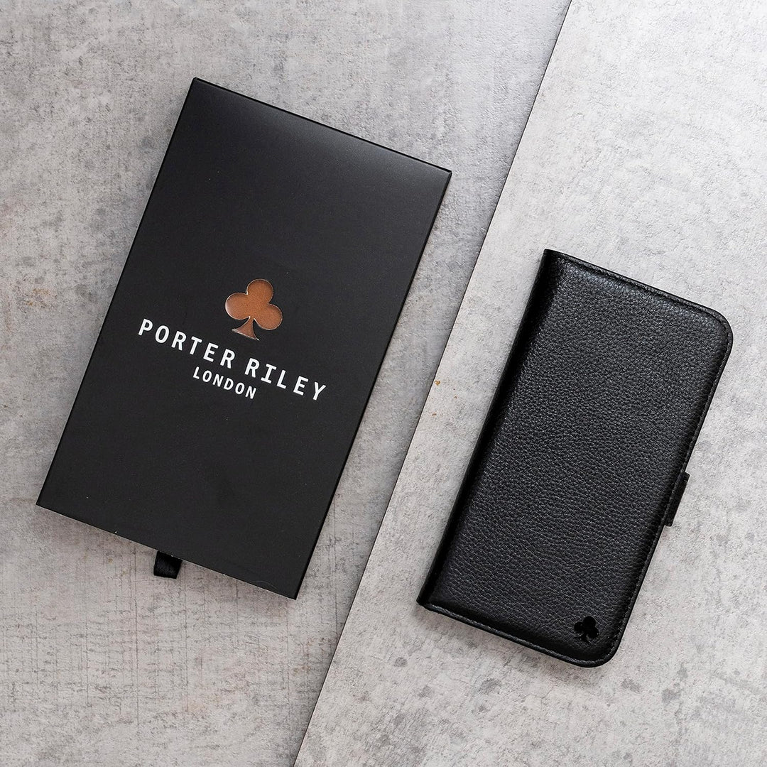 Porter Riley - Lederhülle kompatibel mit iPhone 15 Pro. Premium Echtleder Standhülle/Ledertasche/Bri
