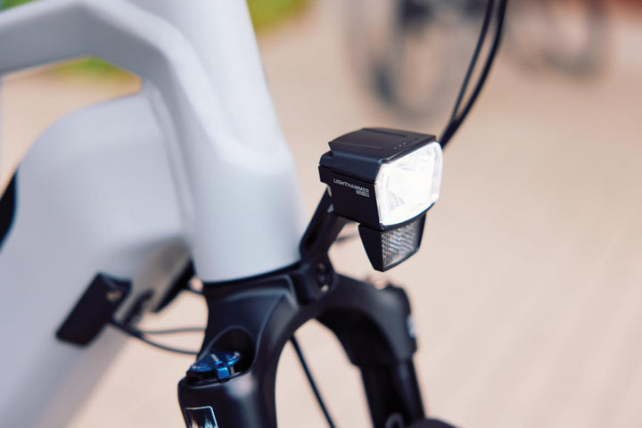 TRELOCK LS 940-HB Lighthammer 150 Lux E-Bike 12V Fahrradlicht – Inklusive Fernlicht-Schalter und Len