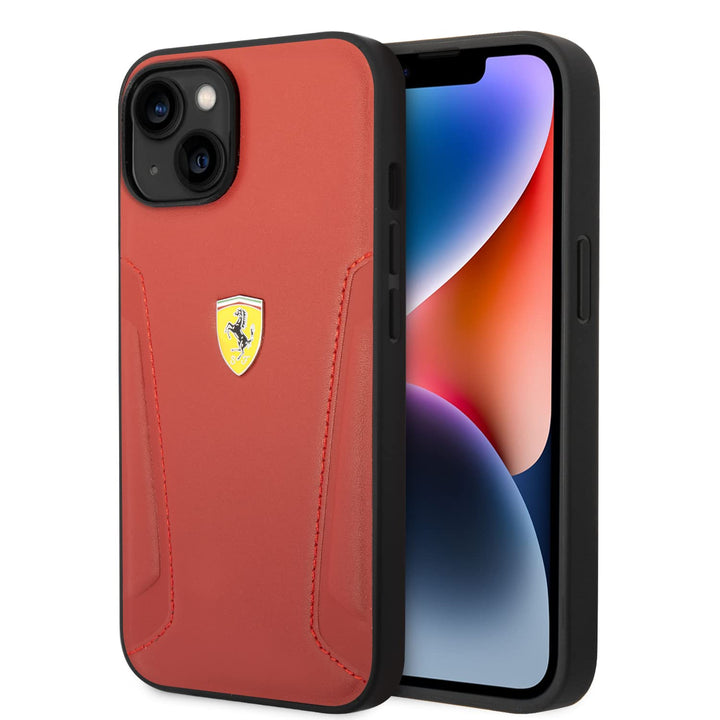 CG MOBILE Ferrari Schutzhülle für iPhone 14 in Rot mit heissen geprägten Seiten, schützendes Echtled