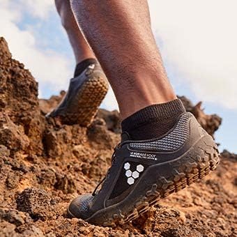 VIVOBAREFOOT Herren Primus Trail Ii All Weather Fg Sneaker 49 EU Weit Obsidian, 49 EU Weit Obsidian