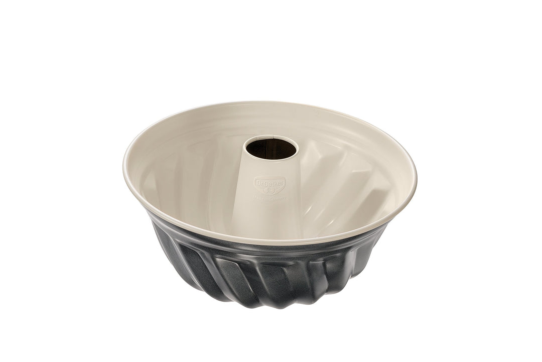 Dr. Oetker Gugelhupfform Ø 22 cm BACK-TREND, Backform für Gugelhupf, runde Bundform aus Stahl mit ke