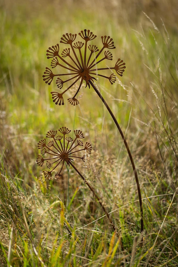Gartenstecker Pusteblume aus Edelrost, Gartendekoration für Beete, Terrasse und Balkon, Metall-Steck