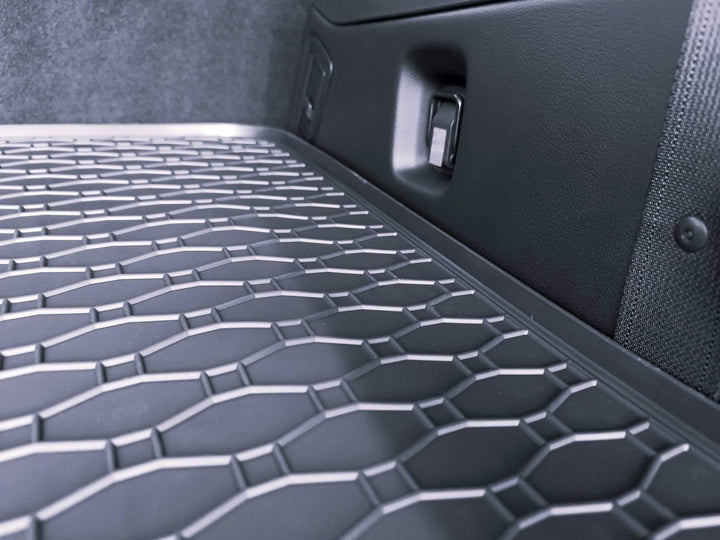 AZUGA Gummi Kofferraummatte für Mazda CX-80 ab 2024 (7-Sitzer)