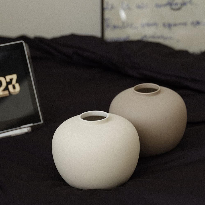 Vollmond-Vase, formt Blumenkunst und zeigt Hydrokulturpflanzen, 16,5 x 18,3 cm, matte Creme