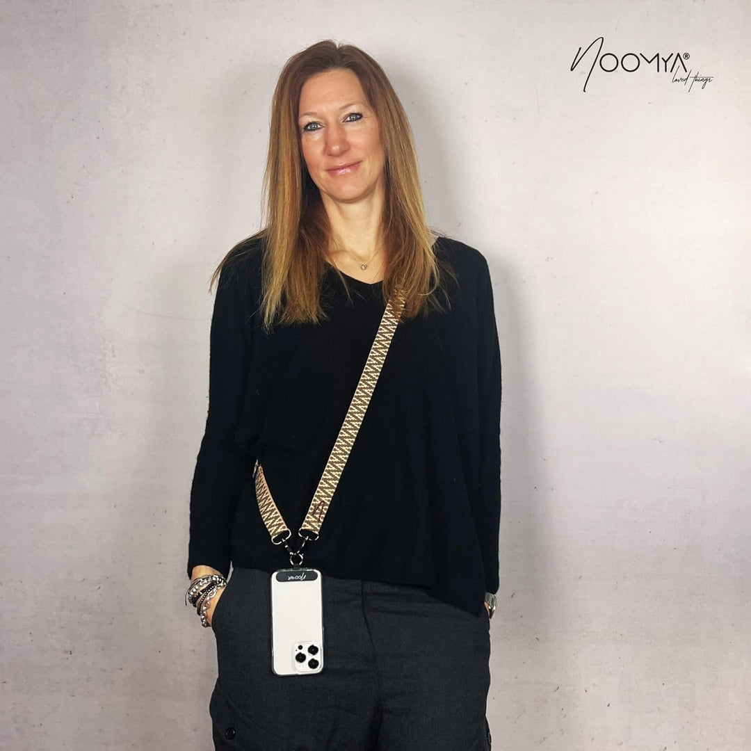 NOOMYA breite Handykette – Handyband universal zum Umhängen mit Adapter, Handy Band verstellbar & ab