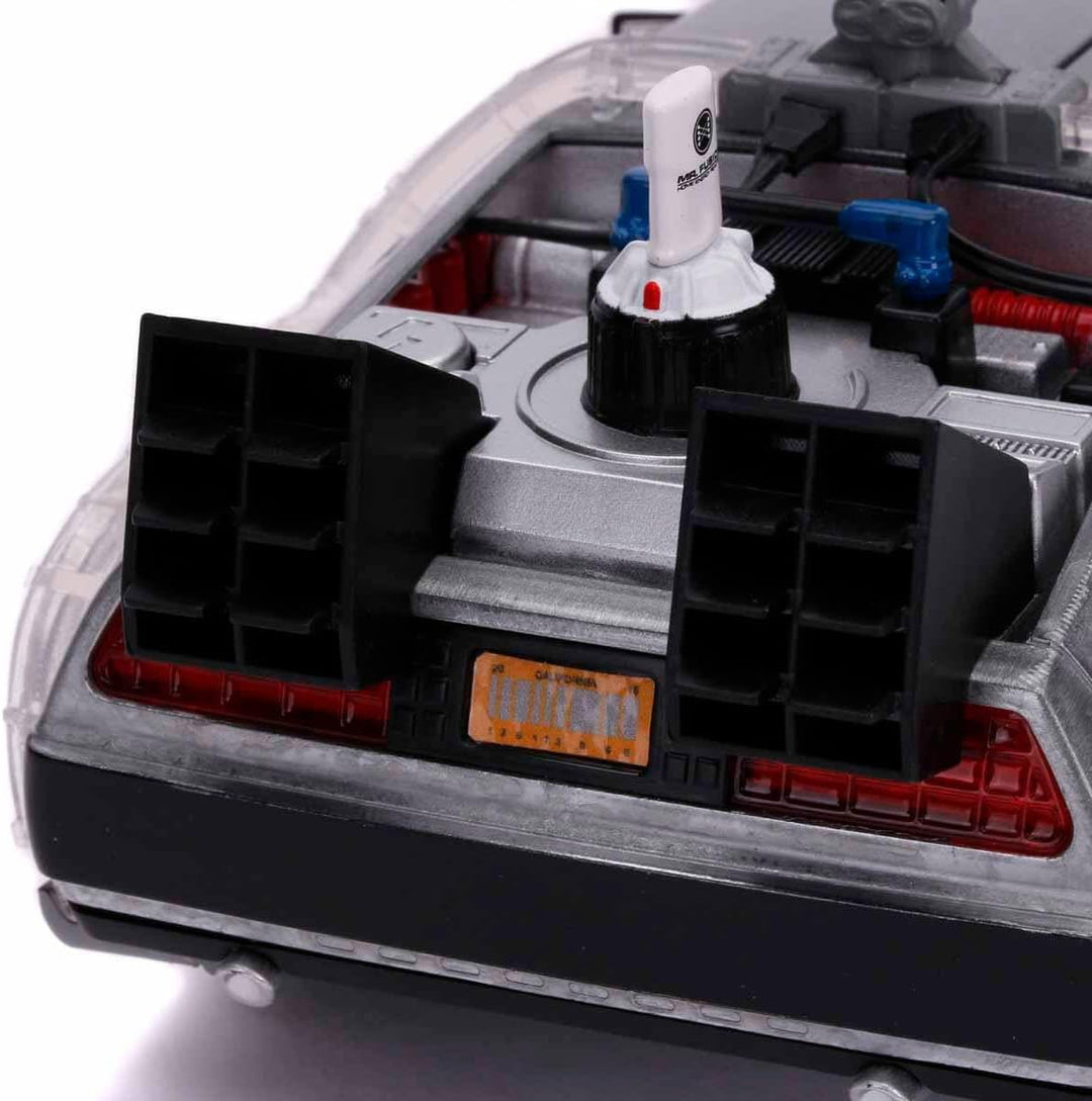 Jada Toys Zurück in die Zukunft 3, DeLorean DMC-12 Modellauto, 1:24, Time Machine, mit Licht- und Ra