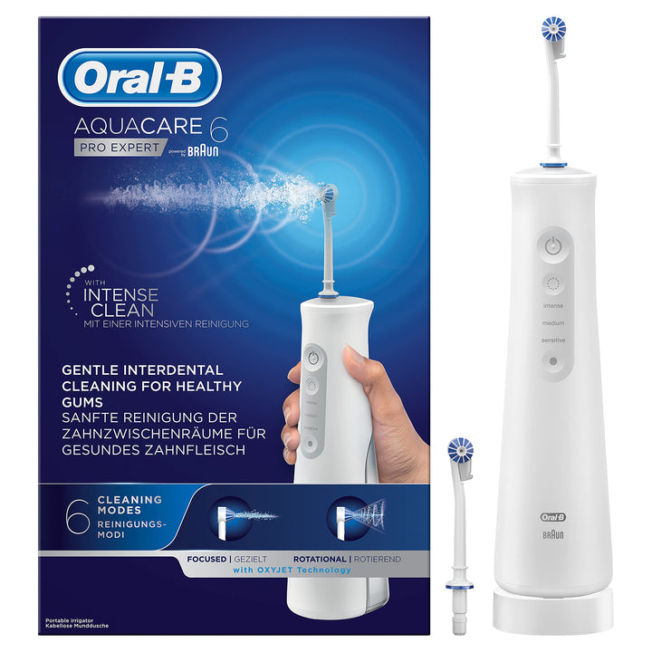 Oral-B AquaCare 6 Pro-Expert Munddusche, 2 Ersatzdüsen, Zahnzwischenraumreiniger mit 6 Putzmodi für